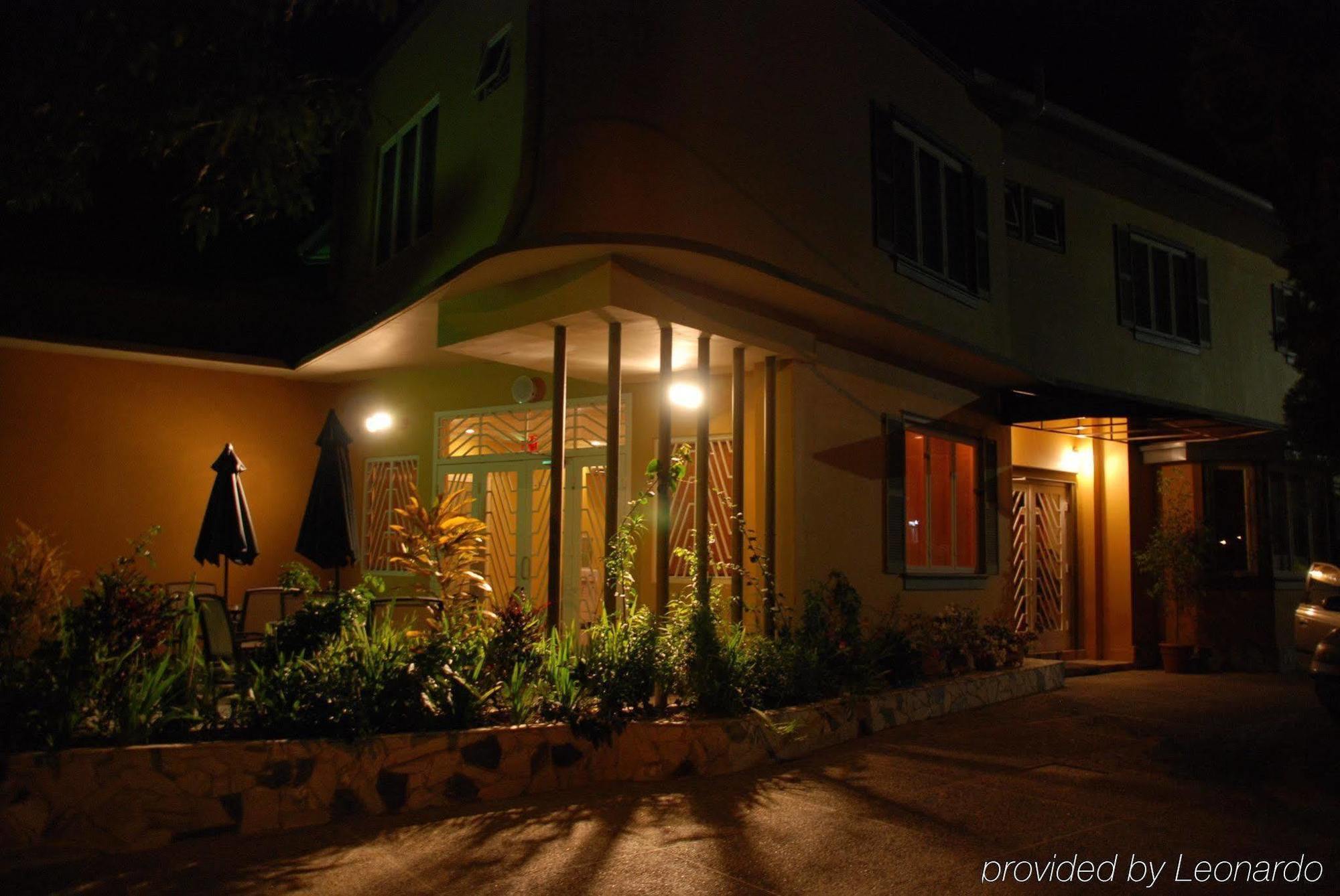 L'Orchidee Boutique Hotel Port of Spain Kültér fotó